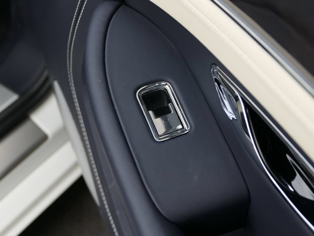 Used 2023 Bentley Continental GT Mulliner AWD/4WD image 26