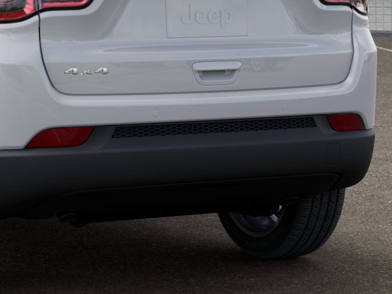 Used 2026 Jeep Compass Limited AWD/4WD image 13