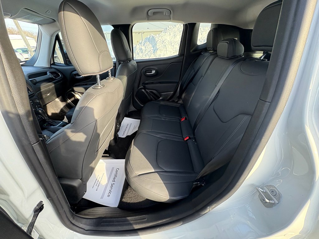 Used 2023 Jeep Renegade Limited image 22