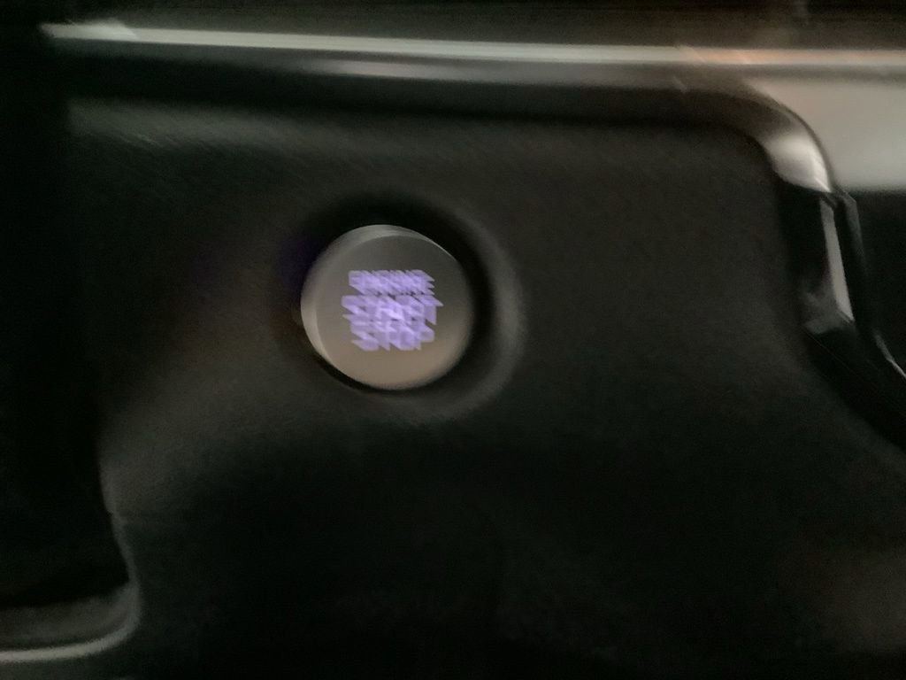 Certified 2025 Kia Sorento EX image 15