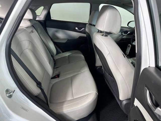 Used 2022 Hyundai Kona Limited image 26