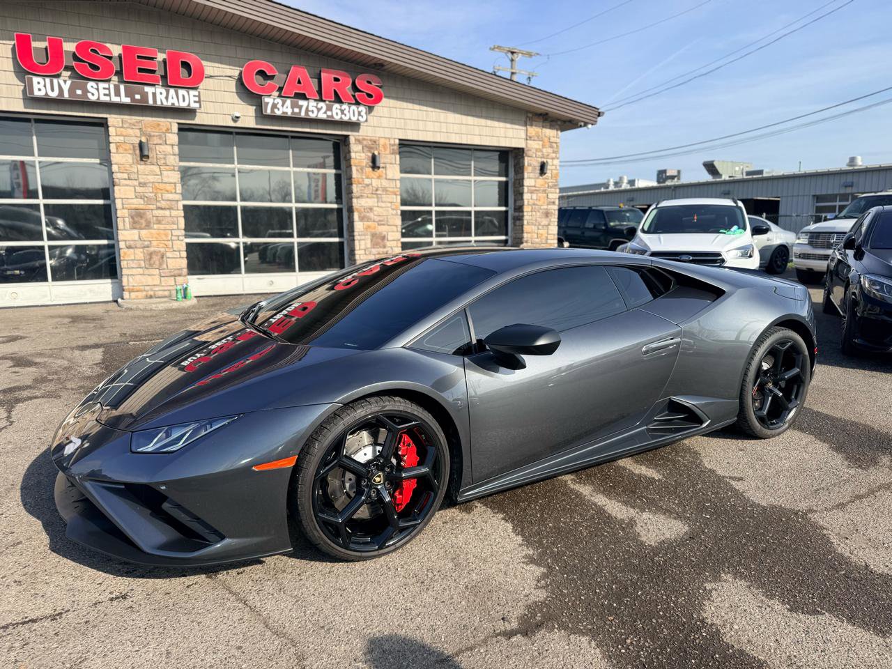 Used 2021 Lamborghini Huracan EVO image 9