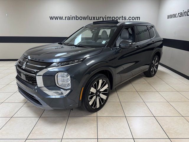 New 2026 Mitsubishi Outlander SEL FWD image 3