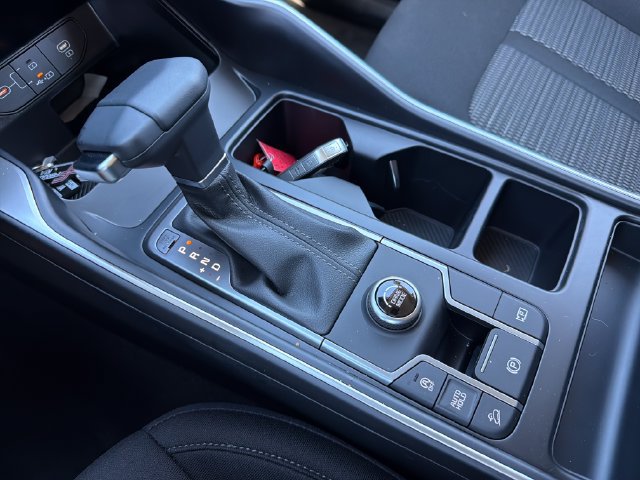 New 2026 Kia Sorento LX FWD image 14