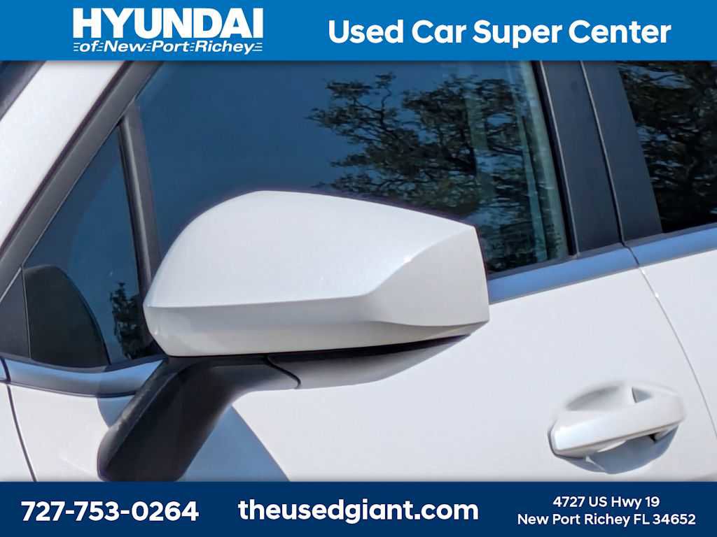 Used 2023 Kia Sportage LX FWD image 11
