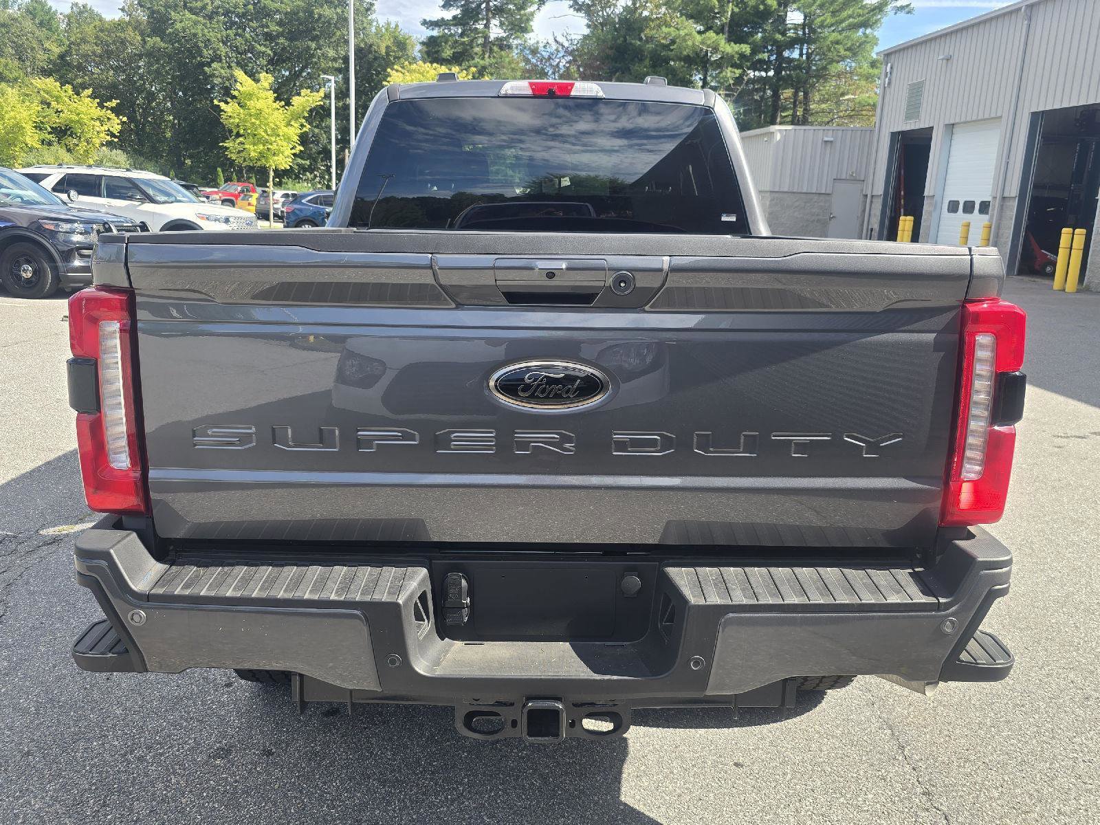 New 2025 Ford F350 XLT w/ Black Appearance Package image 4