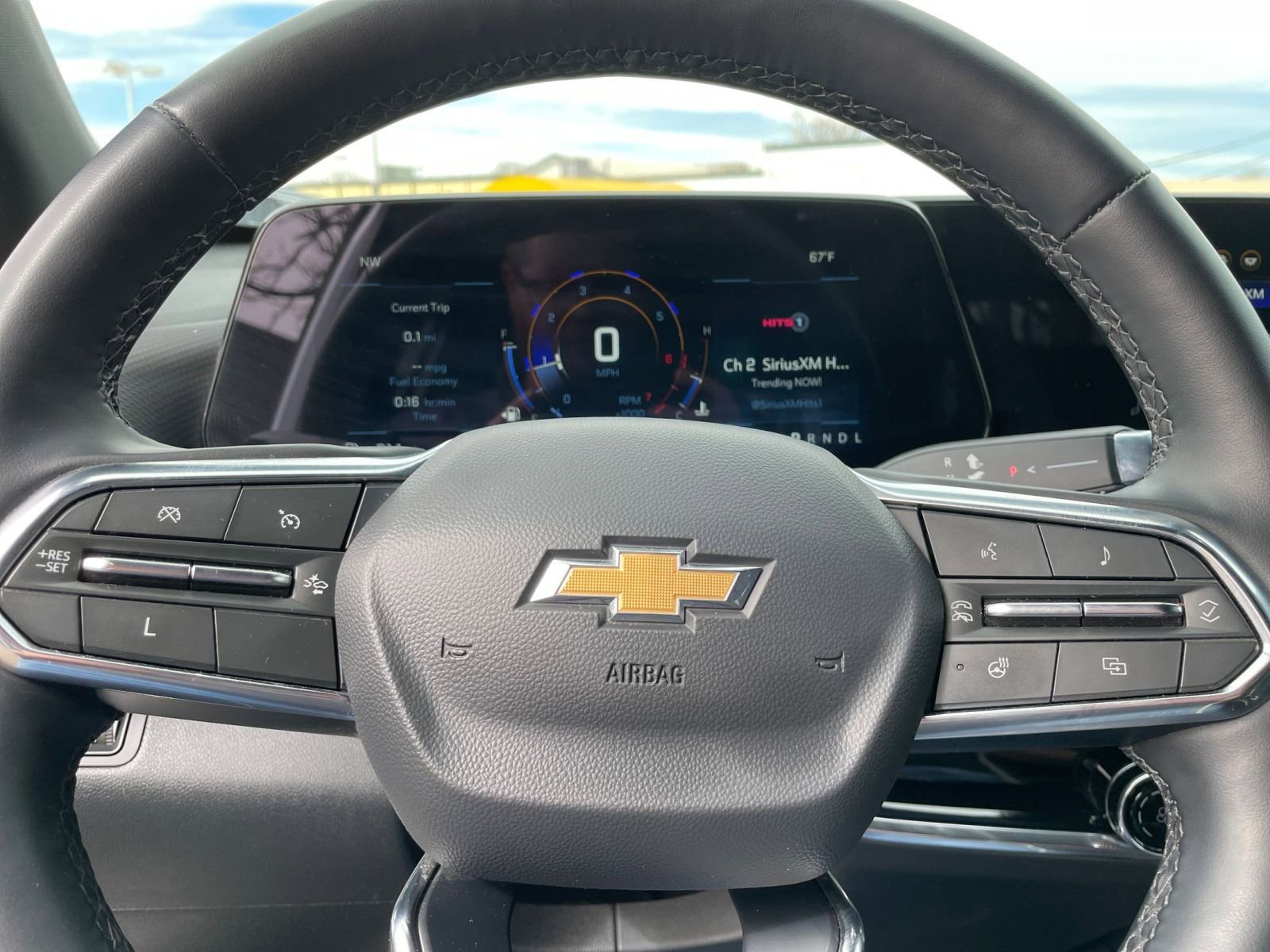 Used 2025 Chevrolet Equinox LT image 29