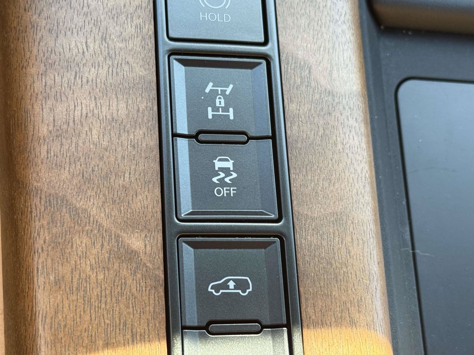 Used 2026 Lexus LX 700h Luxury w/ Accessory Package (Z1) AWD/4WD image 26