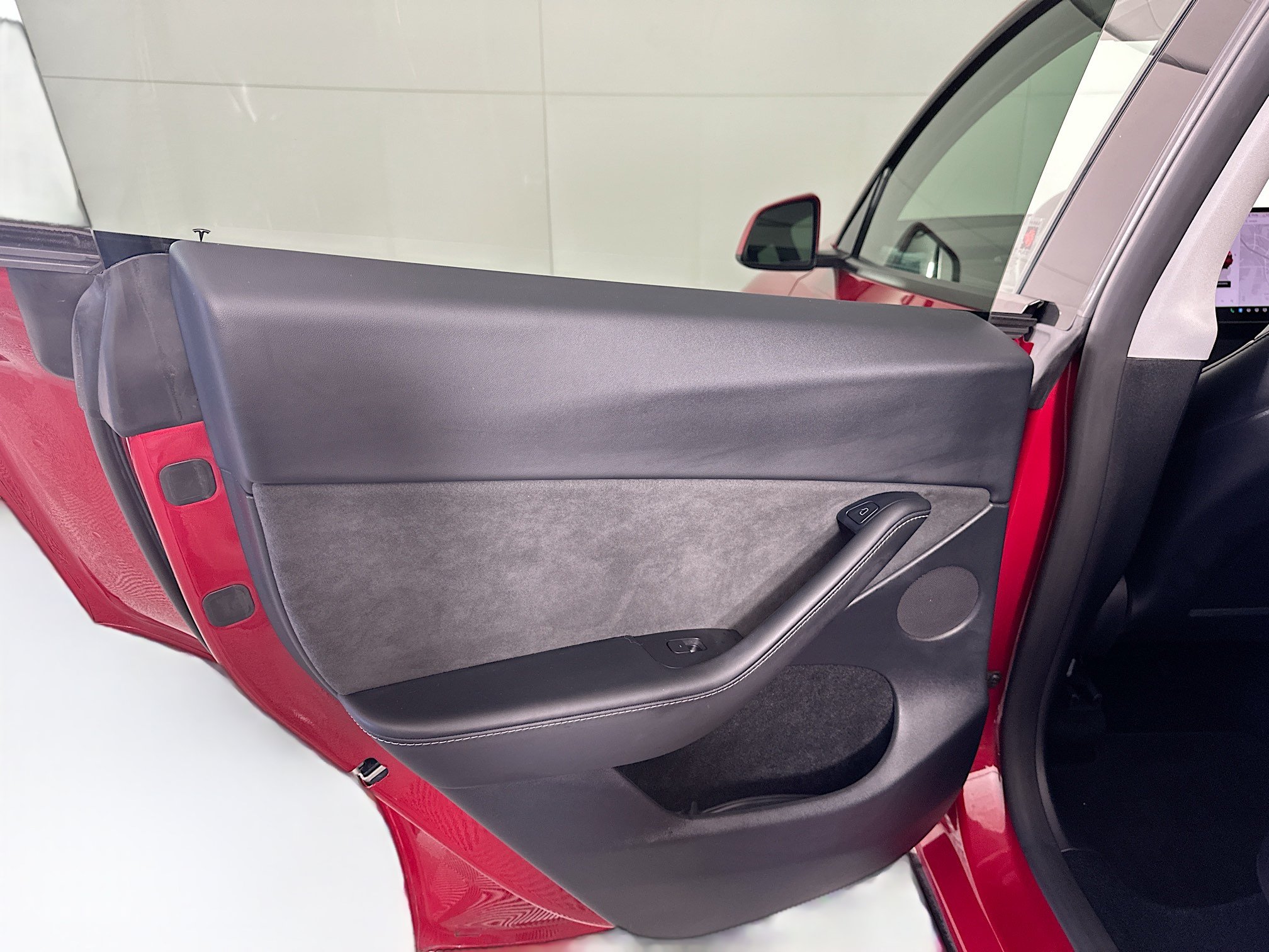 Used 2023 Tesla Model Y Performance AWD/4WD image 26