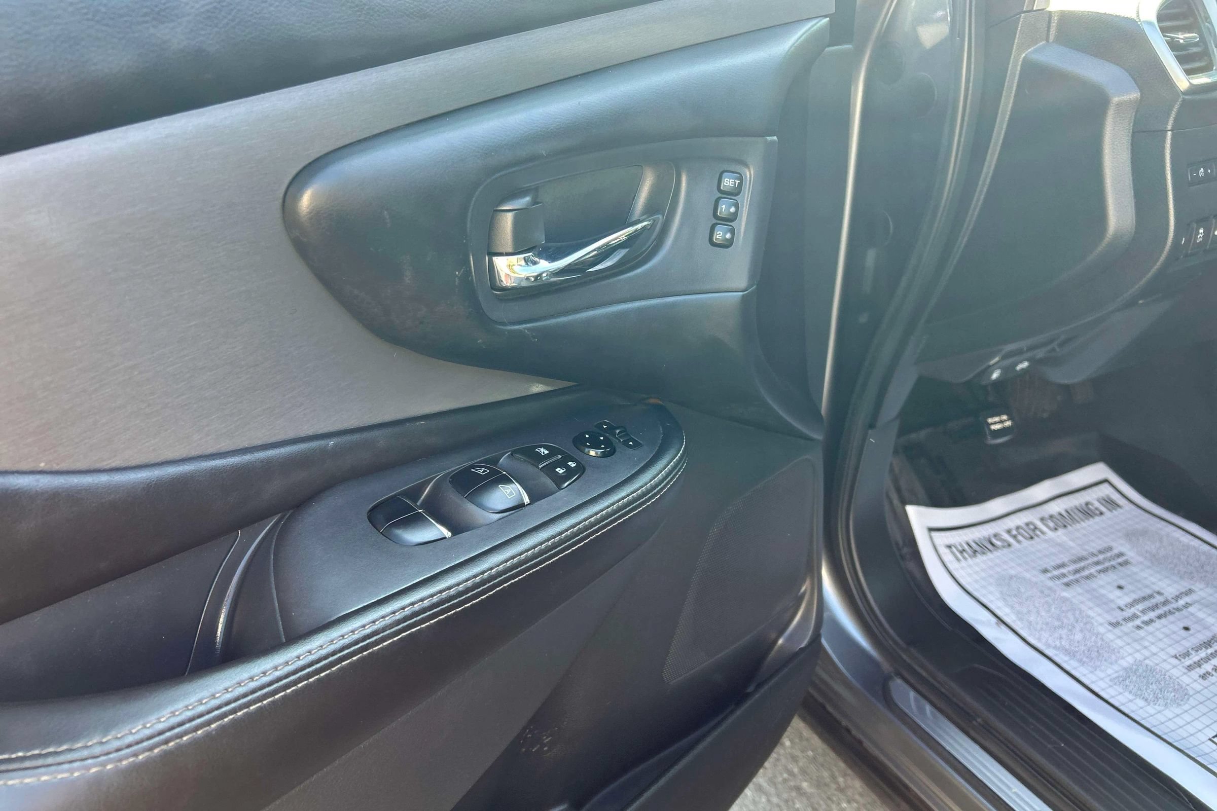 Used 2020 Nissan Murano SL w/ Moonroof Package AWD/4WD image 18