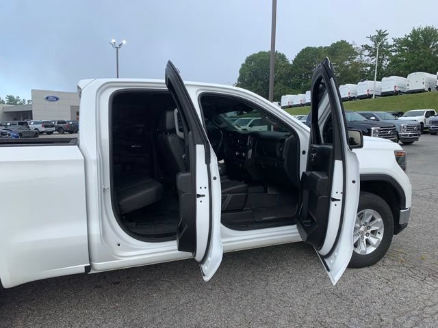Used 2024 GMC Sierra 1500 Pro w/ Pro Value Package AWD/4WD image 11