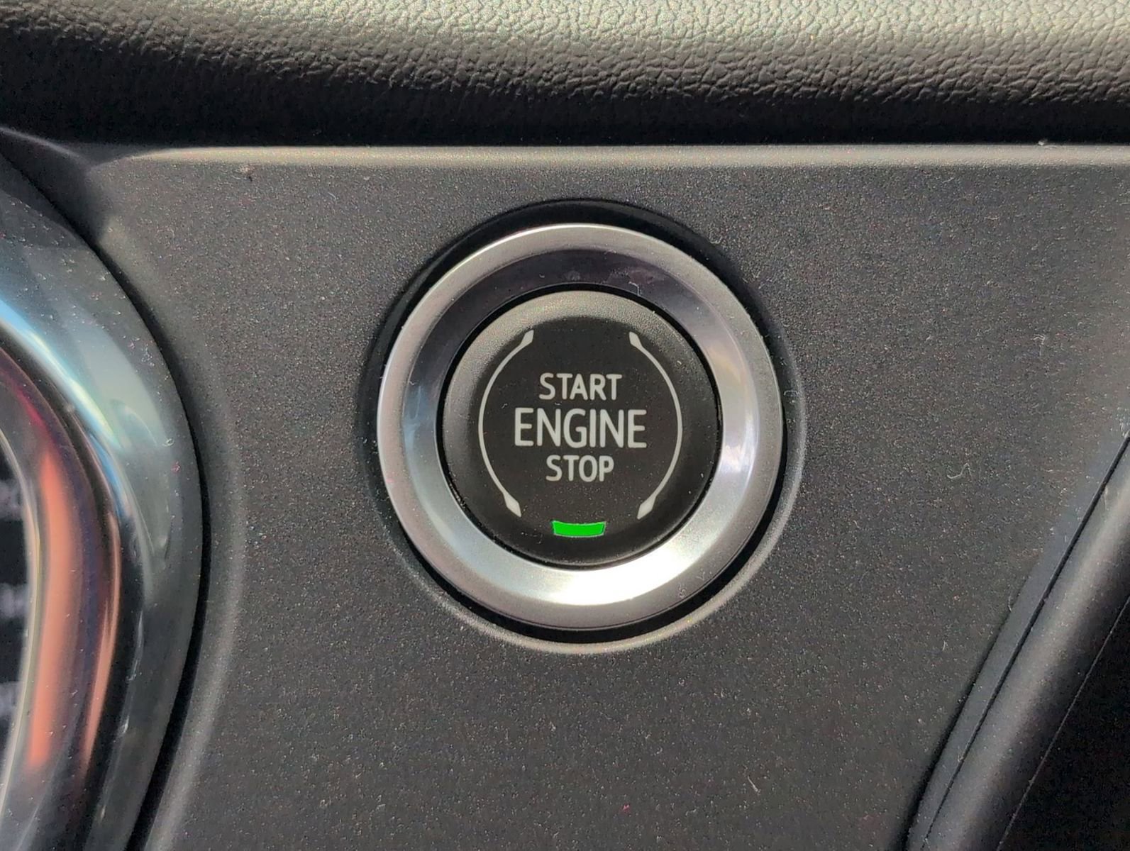 Used 2022 Chevrolet Blazer LT FWD image 22