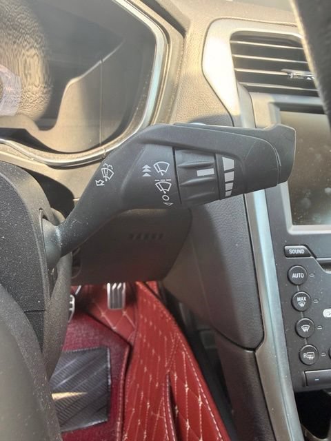 Used 2016 Ford Fusion Titanium FWD image 12