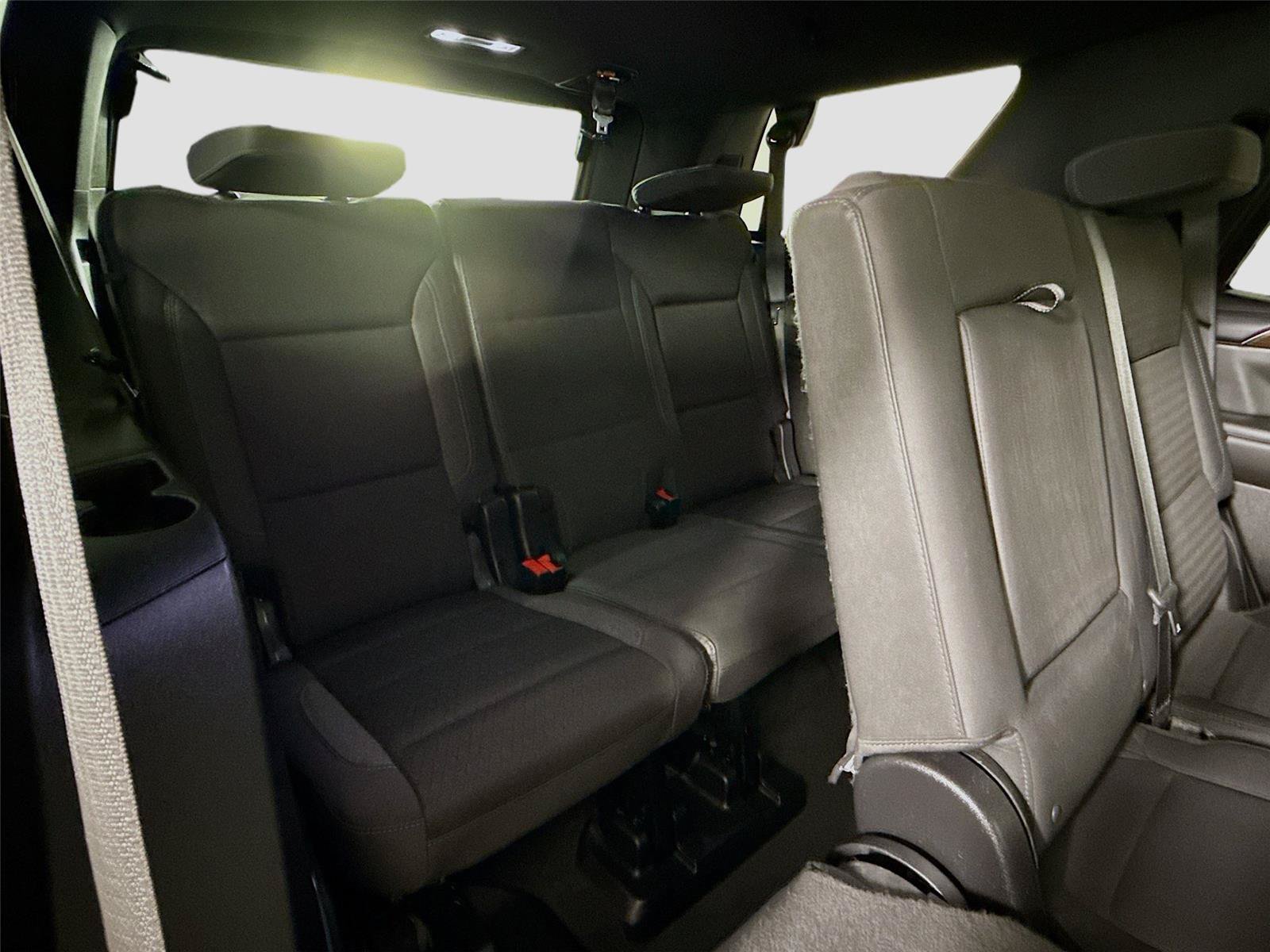 Used 2024 GMC Yukon SLE AWD/4WD image 19