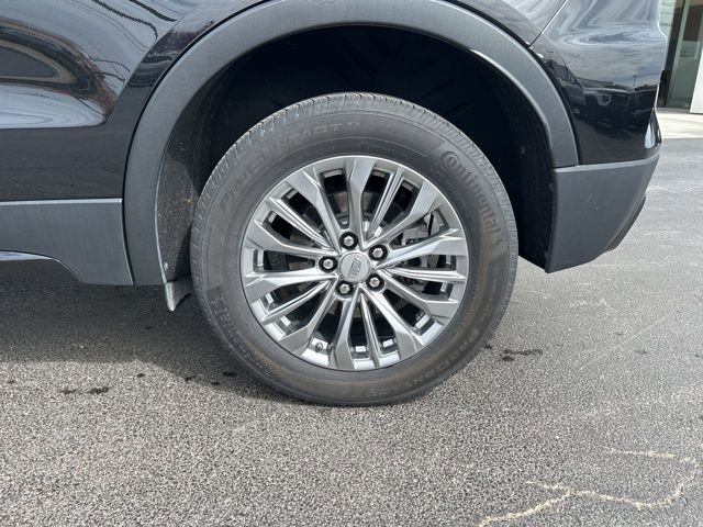 Used 2024 Cadillac XT4 Premium Luxury w/ Technology Package image 18