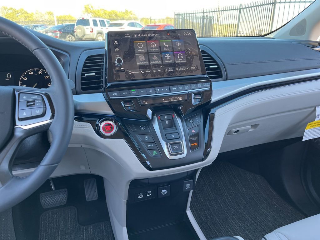 Certified 2026 Honda Odyssey Touring image 19