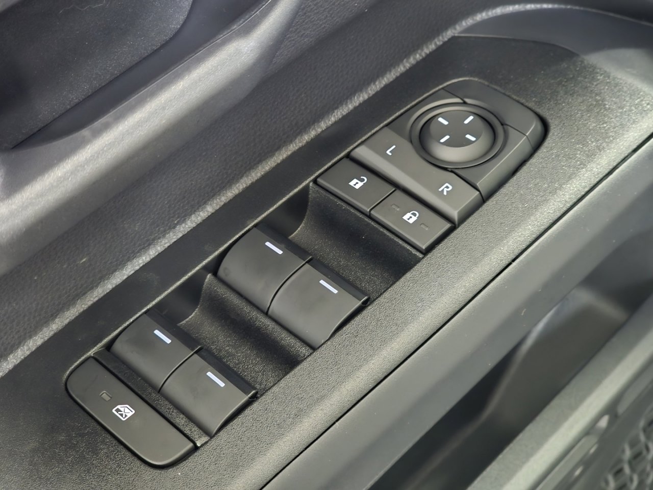 New 2026 Toyota 4Runner SR5 image 27