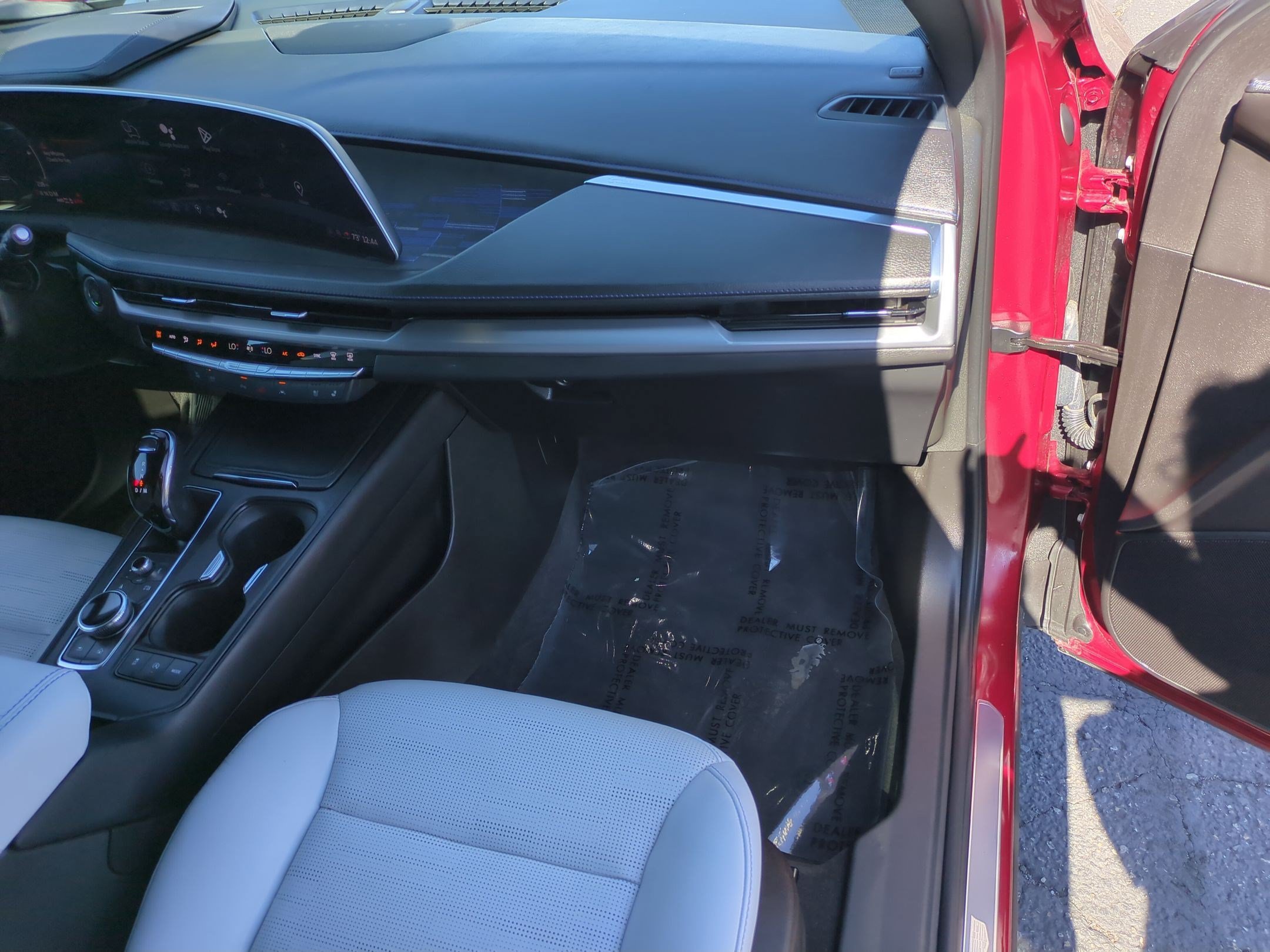 Certified 2024 Cadillac XT4 Sport AWD/4WD image 33