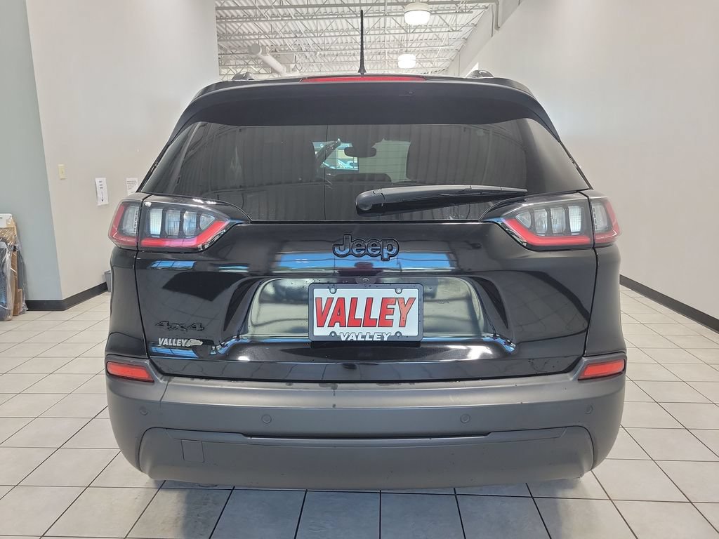 Certified 2023 Jeep Cherokee Altitude Lux AWD/4WD image 11