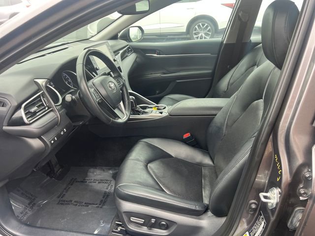 Used 2022 Toyota Camry XLE FWD image 10