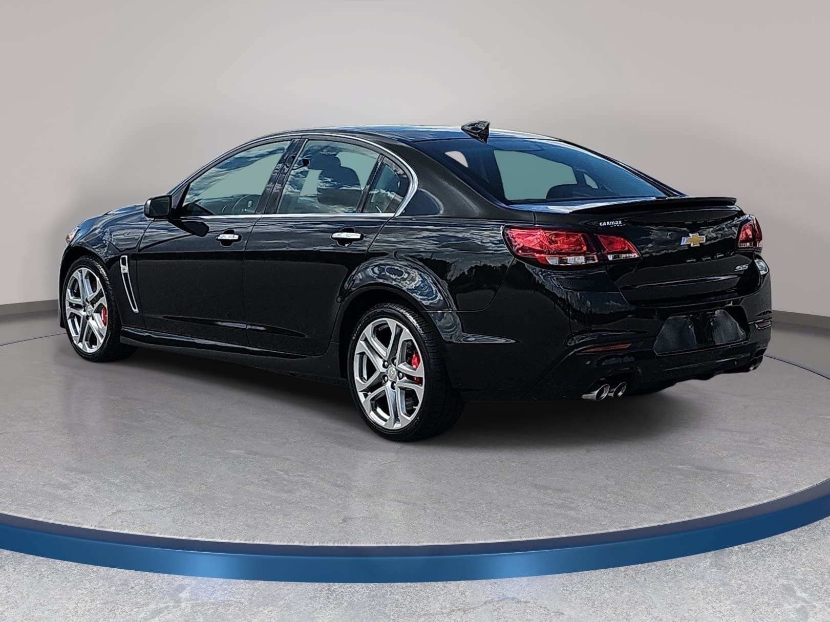 Used 2016 Chevrolet SS RWD image 7