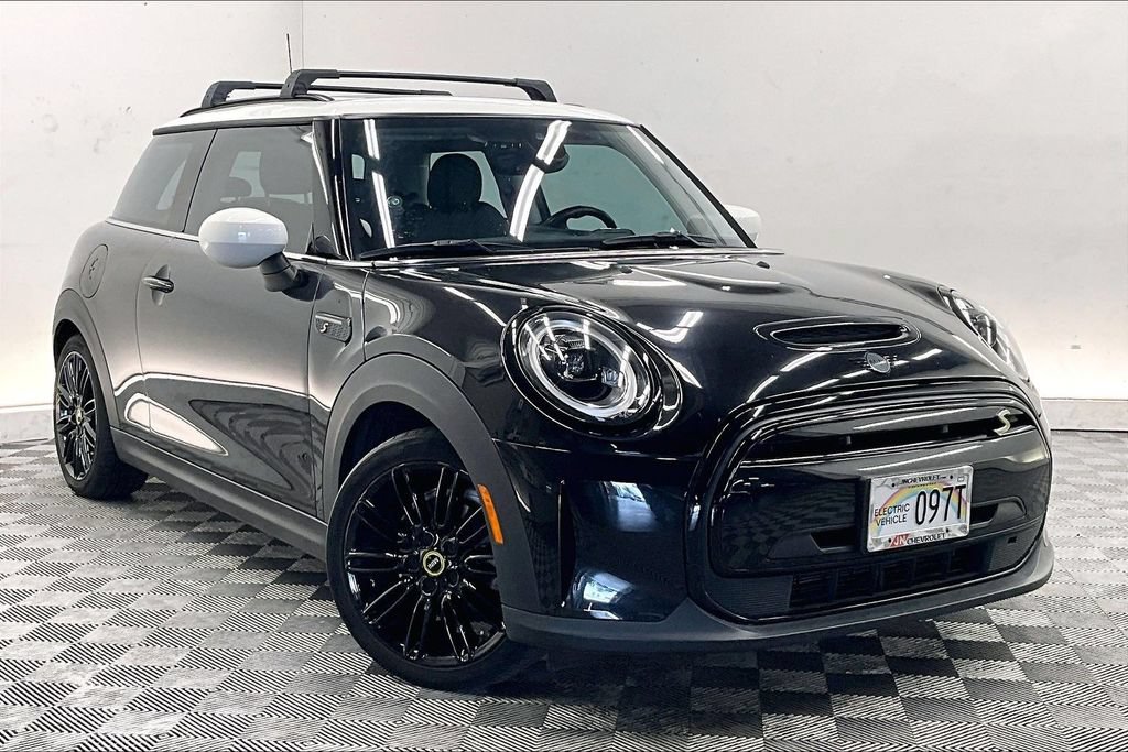 Used 2024 MINI Cooper SE FWD image 11