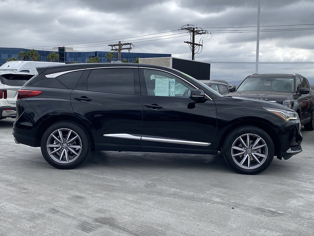 Used 2023 Acura RDX FWD w/ Technology Package image 2