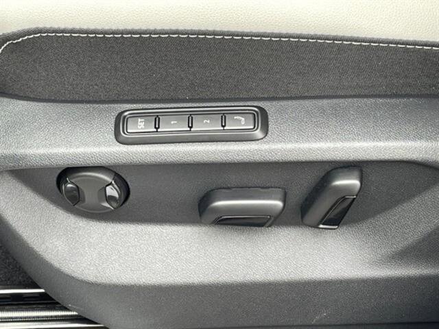 New 2025 Volkswagen Atlas Cross Sport SEL Premium R-Line image 16