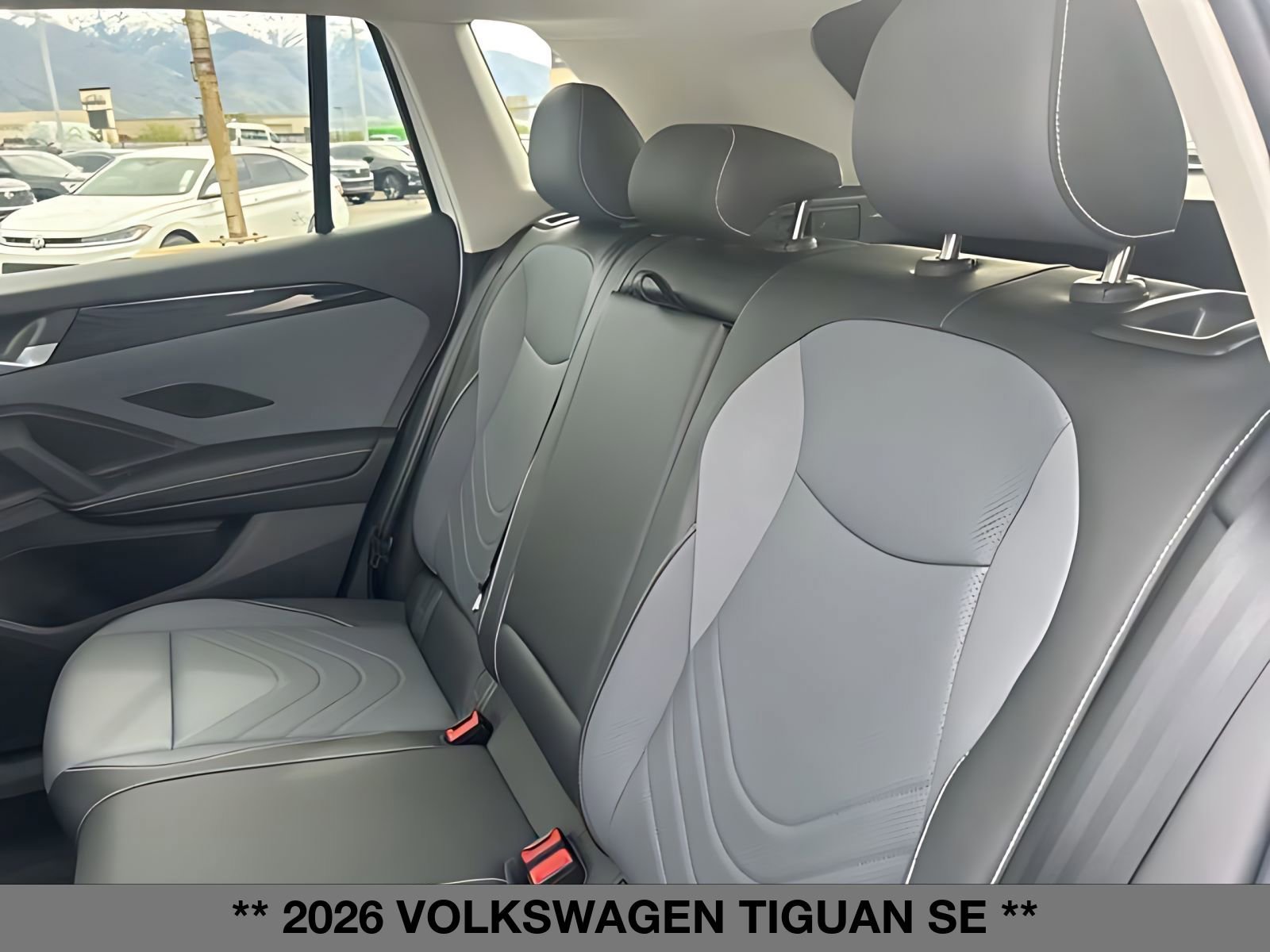 New 2026 Volkswagen Tiguan SE AWD/4WD image 17