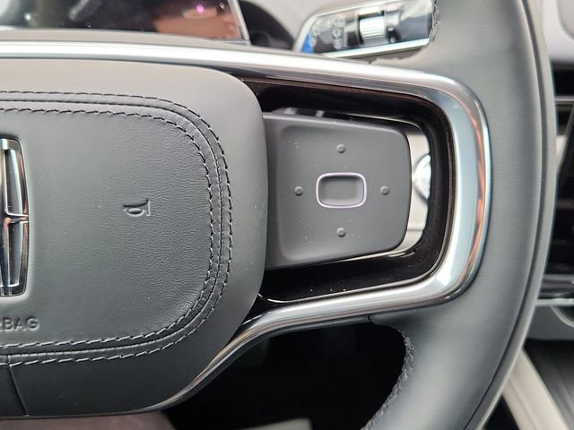 New 2025 Lincoln Nautilus Premier image 18