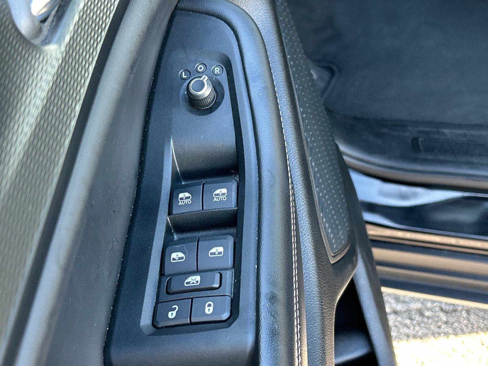 Used 2024 Jeep Grand Cherokee Altitude AWD/4WD image 18