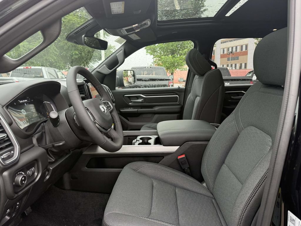 New 2026 RAM 1500 Big Horn AWD/4WD image 14