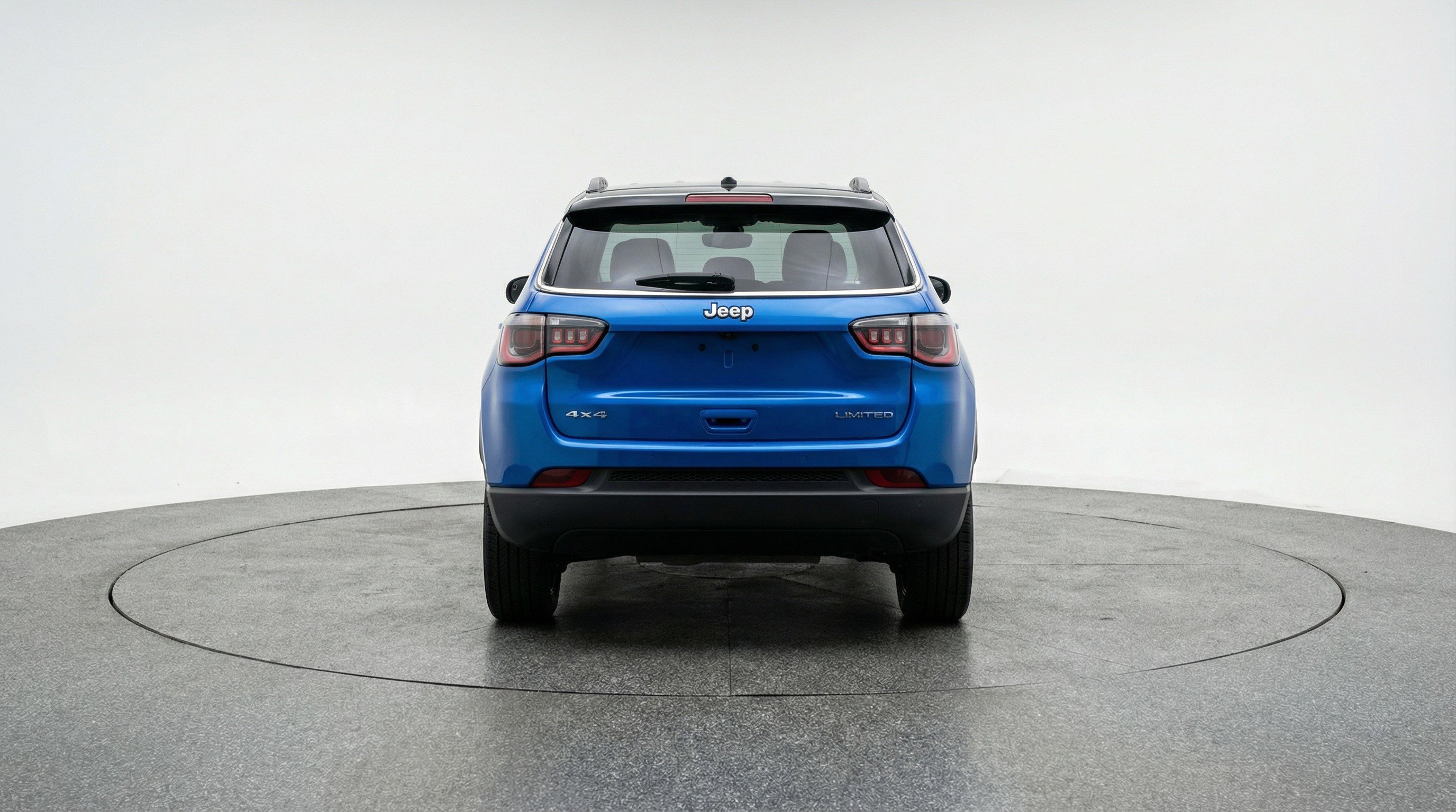 Used 2025 Jeep Compass Limited AWD/4WD image 7