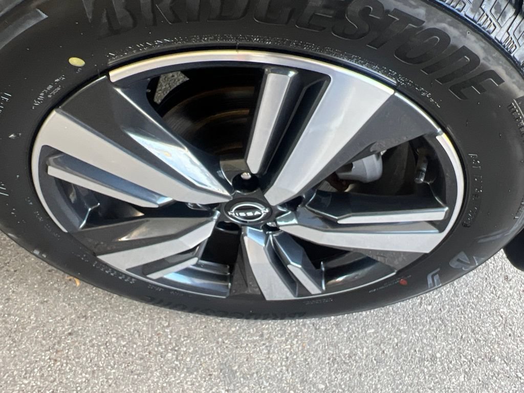 Certified 2023 Nissan Rogue SL AWD/4WD image 42