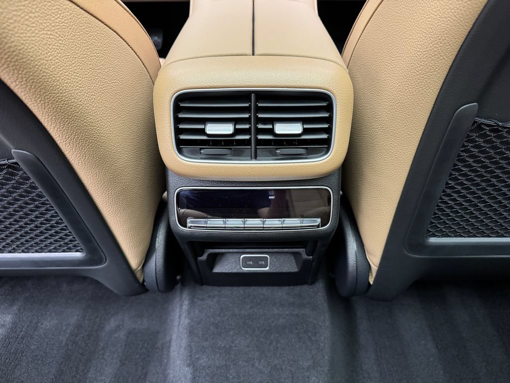 New 2026 Mercedes-Benz GLS 450 4MATIC image 13