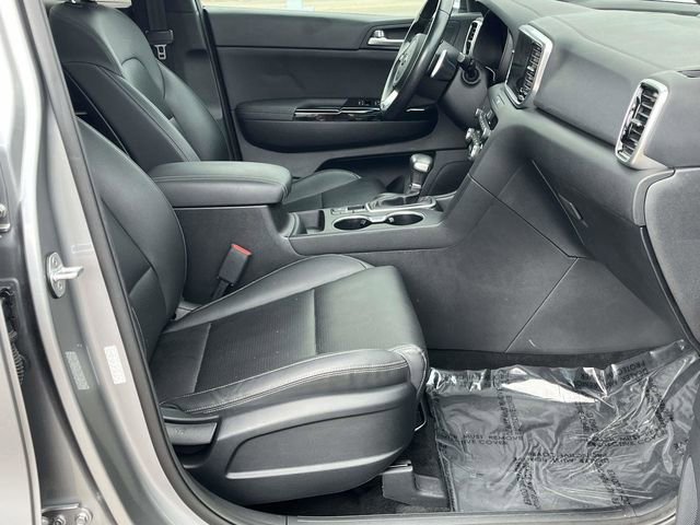 Used 2022 Kia Sportage Nightfall Edition w/ Nighfall AWD Premium Package image 28