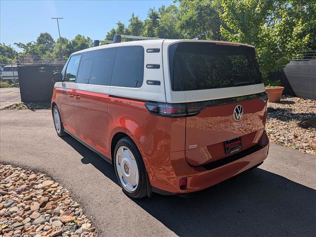 Used 2025 Volkswagen ID. Buzz Pro S Plus AWD/4WD image 3