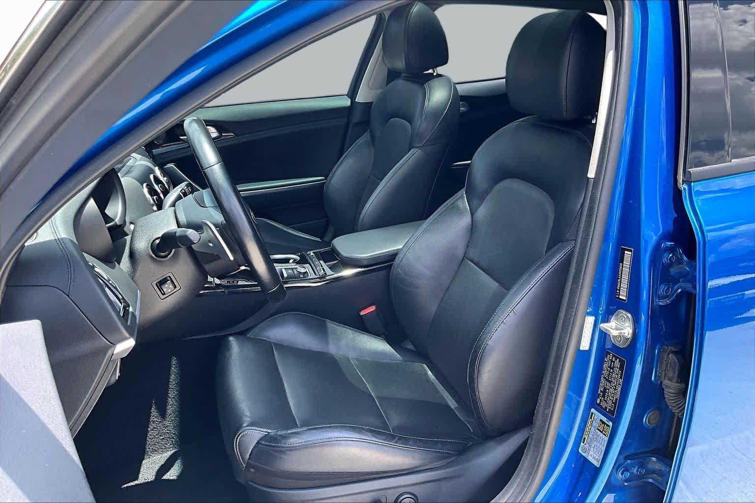 Used 2019 Kia Stinger Premium RWD image 8