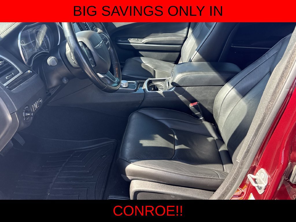 Used 2022 Chrysler 300 Touring L w/ Popular Equipment Group RWD image 12