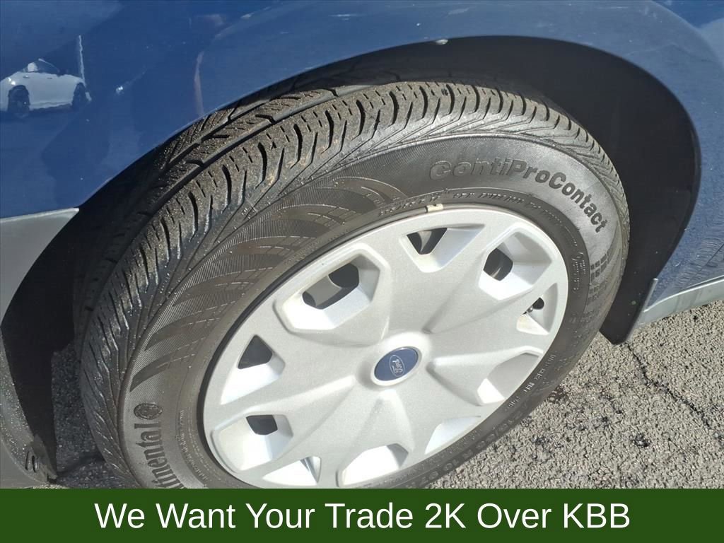 Used 2017 Ford Transit Connect XL image 22