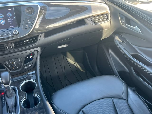 Used 2020 Buick Envision Essence AWD/4WD image 31