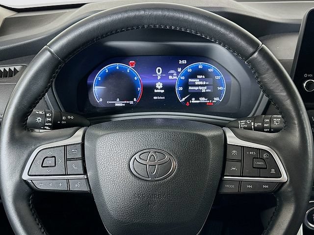 Used 2024 Toyota Grand Highlander AWD image 12