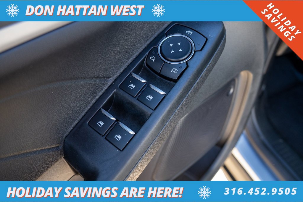 Used 2022 Ford Escape SEL image 17