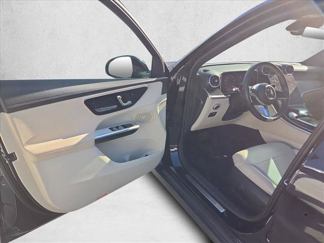 Certified 2024 Mercedes-Benz GLC 300 4MATIC image 9