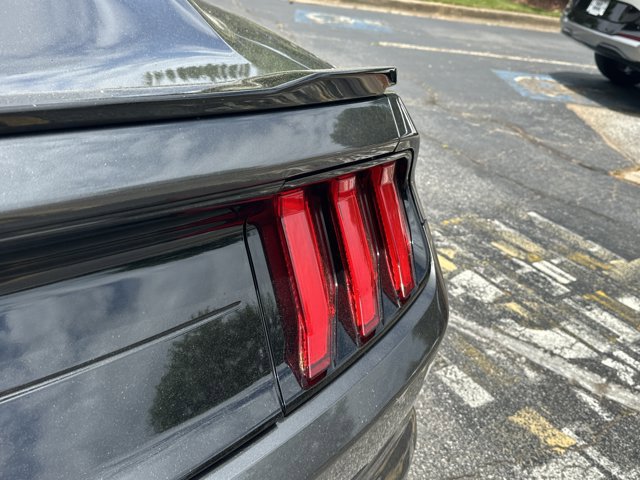 Used 2020 Ford Mustang Coupe RWD image 21