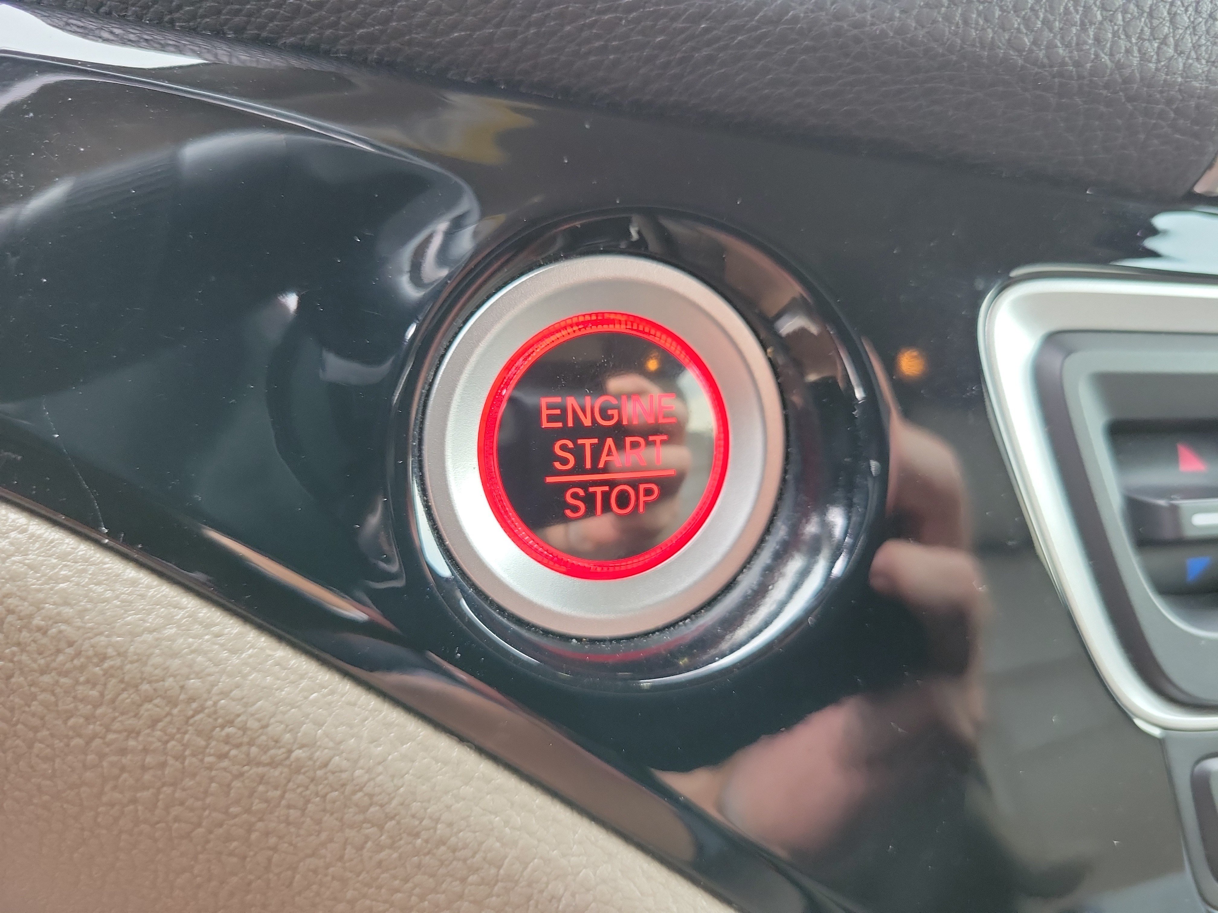 Used 2020 Honda Pilot Elite image 20