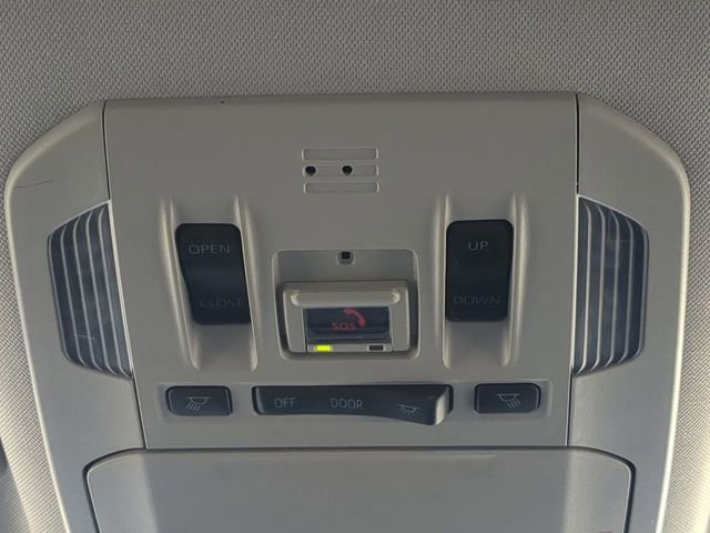 Used 2023 Toyota Highlander XLE image 26