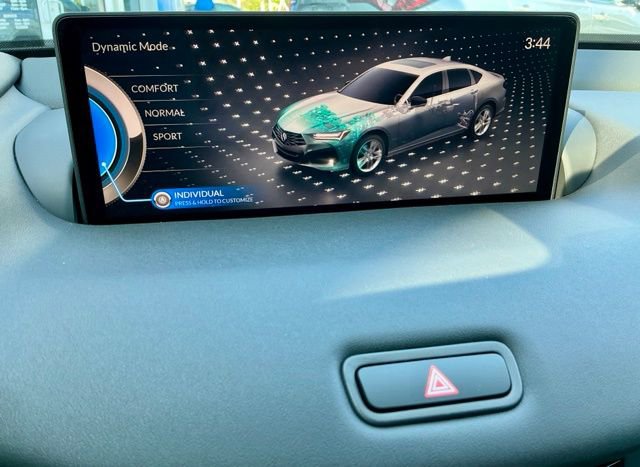 Certified 2025 Acura TLX w/ Technology Package image 33