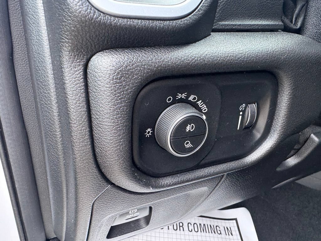 Used 2021 RAM 1500 Big Horn AWD/4WD image 15