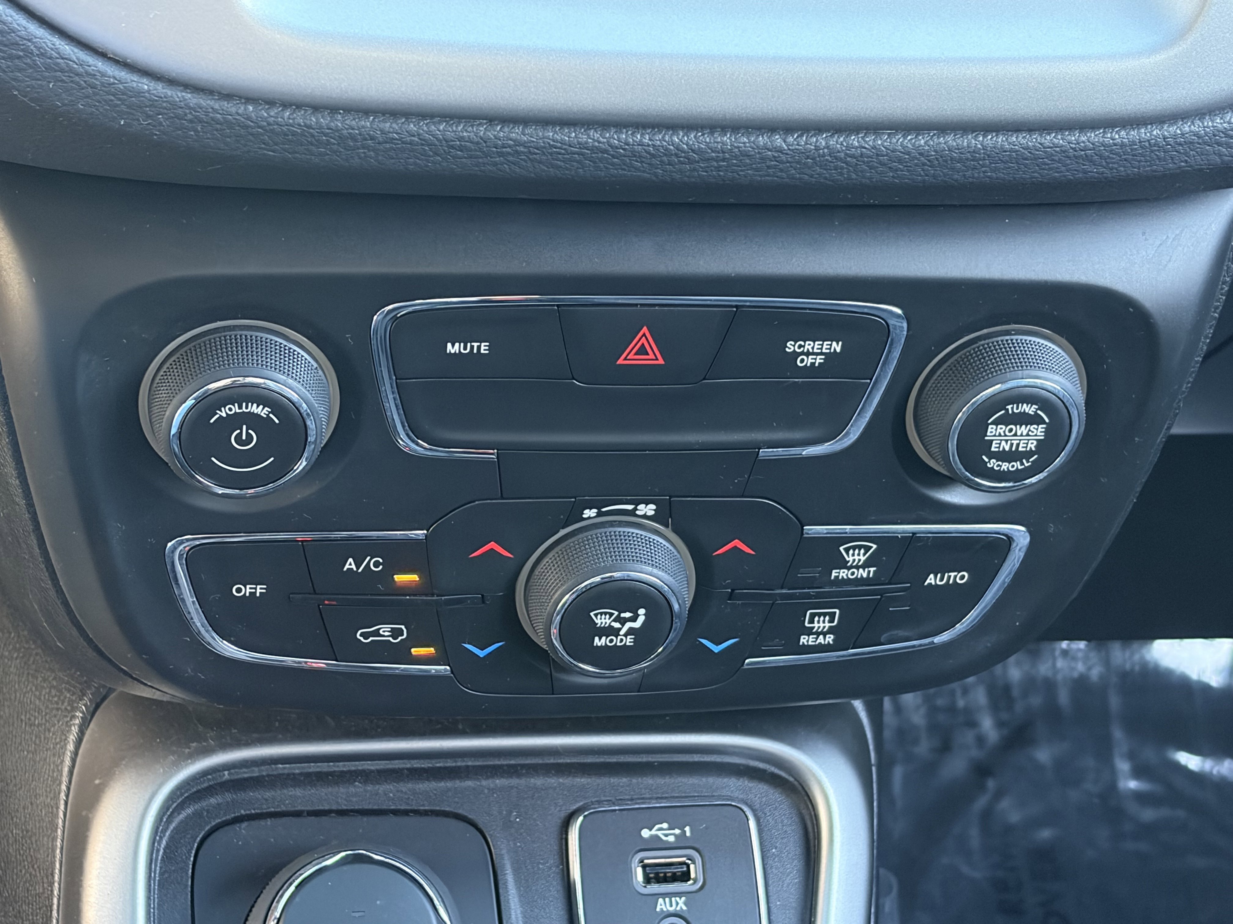 Used 2021 Jeep Compass Latitude image 26